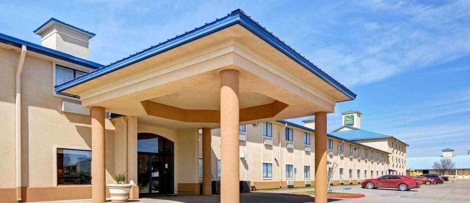  THE QUALITY INN & SUITES WICHITA FALLS OFFERS SPACIOUS GUEST ACCOMMODATIONS AND TOP AMENITIES